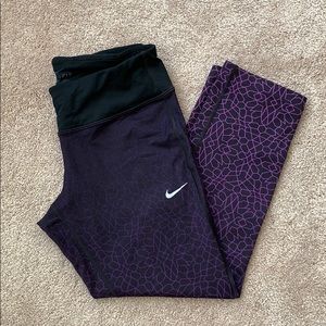 Nike Dri-Fit Cropped Leggings